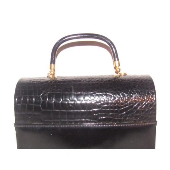 La Regale Vintage Black Lucite and Black Patent Leather Top Handle Bag - Picture 7 of 10